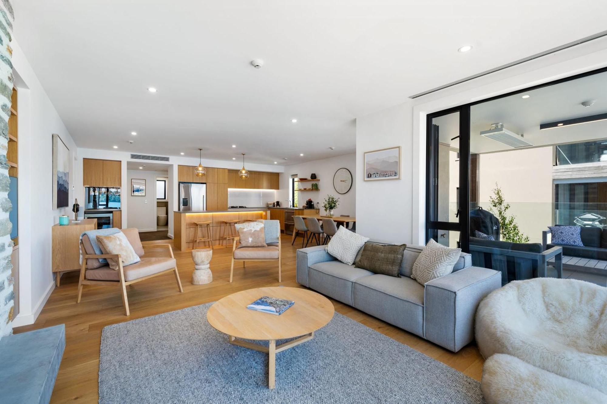 Lakeside Luxury 2 Bedroom Apartment Ванака Экстерьер фото