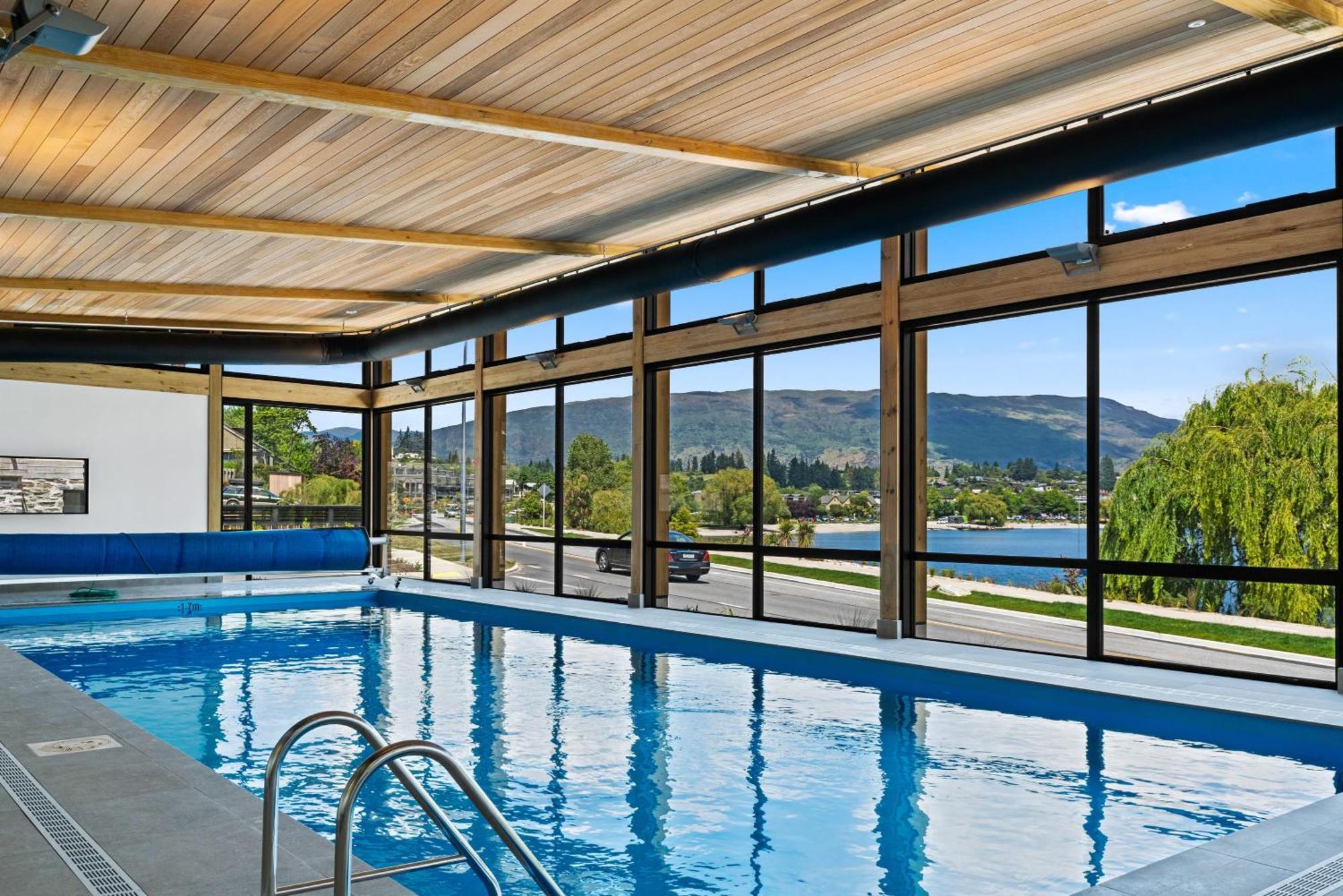 Lakeside Luxury 2 Bedroom Apartment Ванака Экстерьер фото